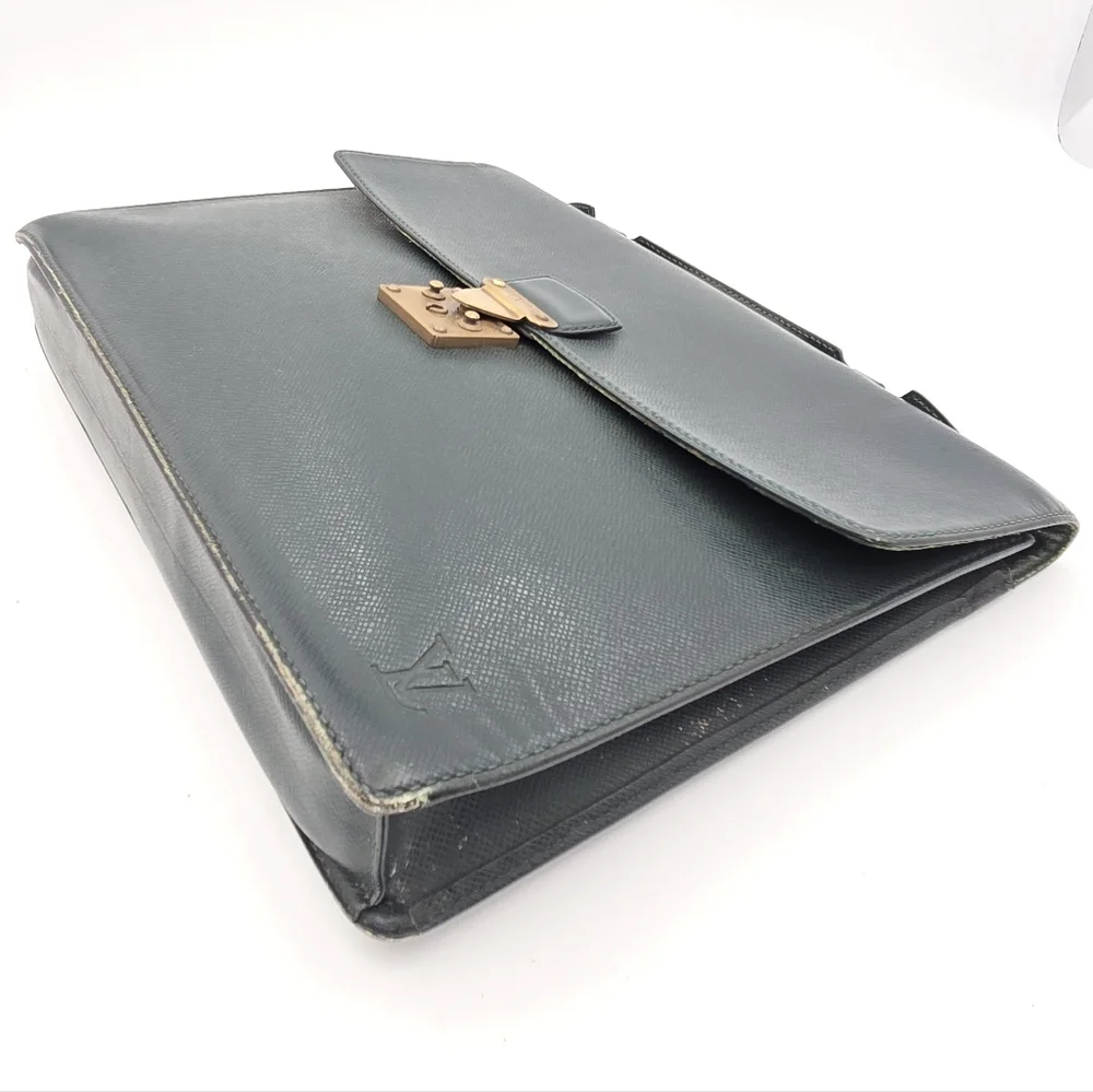 Louis Vuitton Epicea Taiga Serviette Kourad Briefcase VI0984